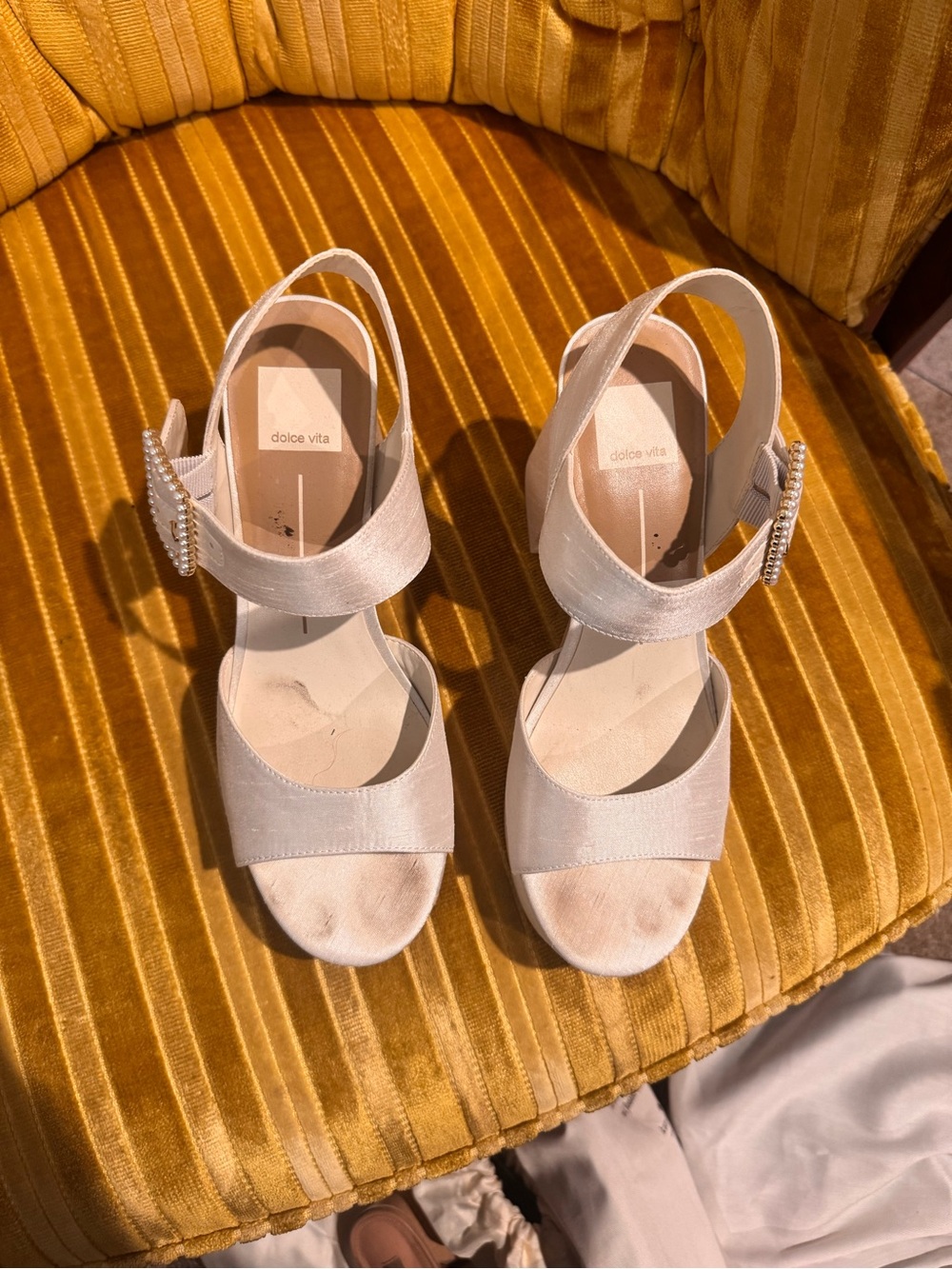 Dolce Vita Pearl White Platform Block Heel Sandals with Pearl Buckle - Picture 2 of 4